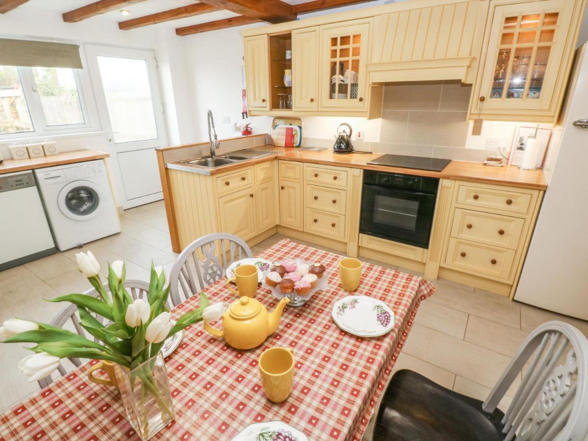 Ty Crydd Villa Kidwelly Exteriör bild
